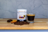 Café con chocolate y naranja molido, lata con espresso